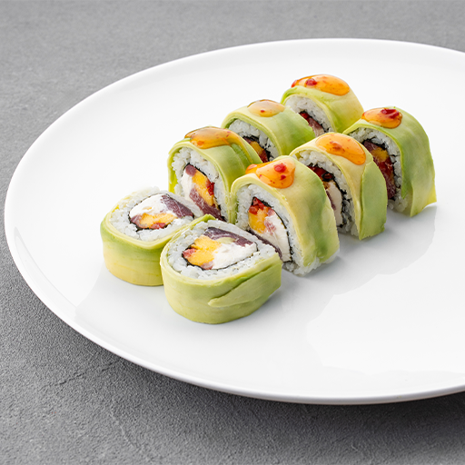 Order Spicy roll with fresh tuna and mango